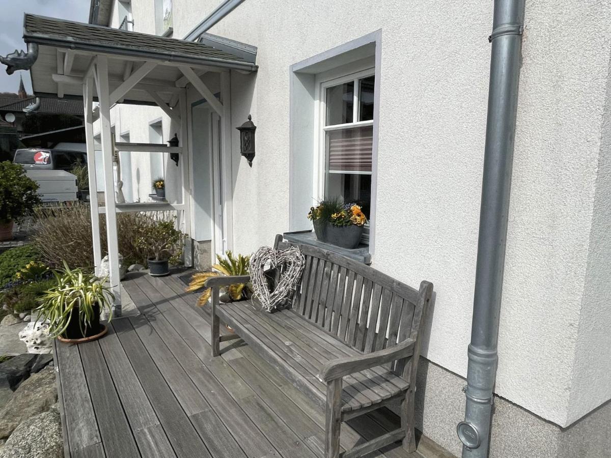 Villa Seestern - Ferienhaus Mit Meerblick Sassnitz Zewnętrze zdjęcie